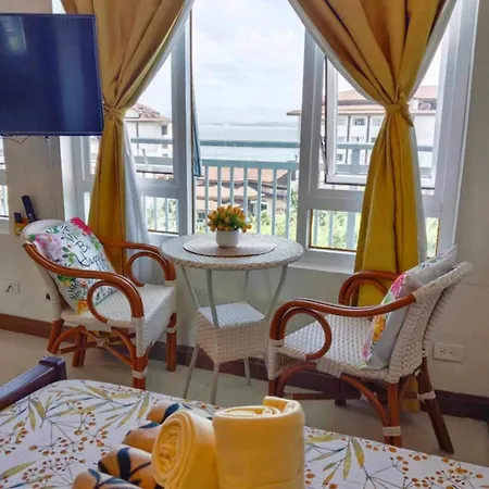 Spacious Studio Unit With Balcony And Seaview
